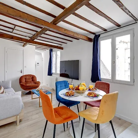 Chic 1br Steps From Montorgueil & Le Marais Apartment